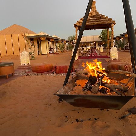 Under Stars Desert Camp Мерзуга Екстер'єр фото